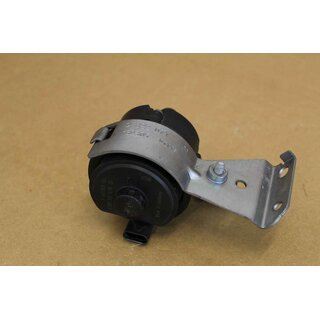 Mercedes W212 Bosch Zusatzwasserpumpe A0005001486 / 0392023215